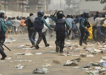 রিজভীসহ বিএনপির ৩০০ জনের বিরুদ্ধে মামলা