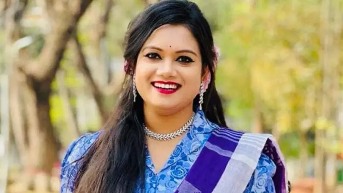 ইডেন কলেজ ছাত্রলীগের সভাপতি রিভা আটক
